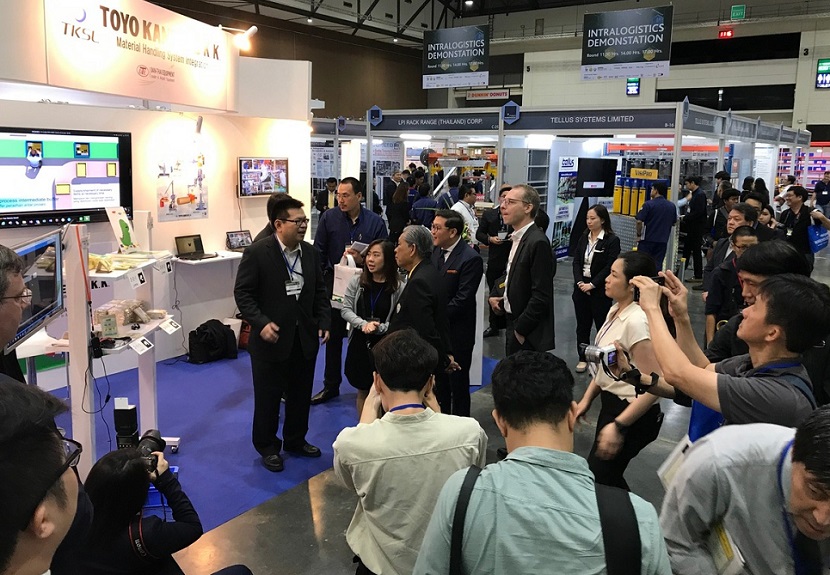 2025年泰国东南亚食品冷链物流展LogiFOOD Southeast Asia参展商与海外采购商展台洽谈现场