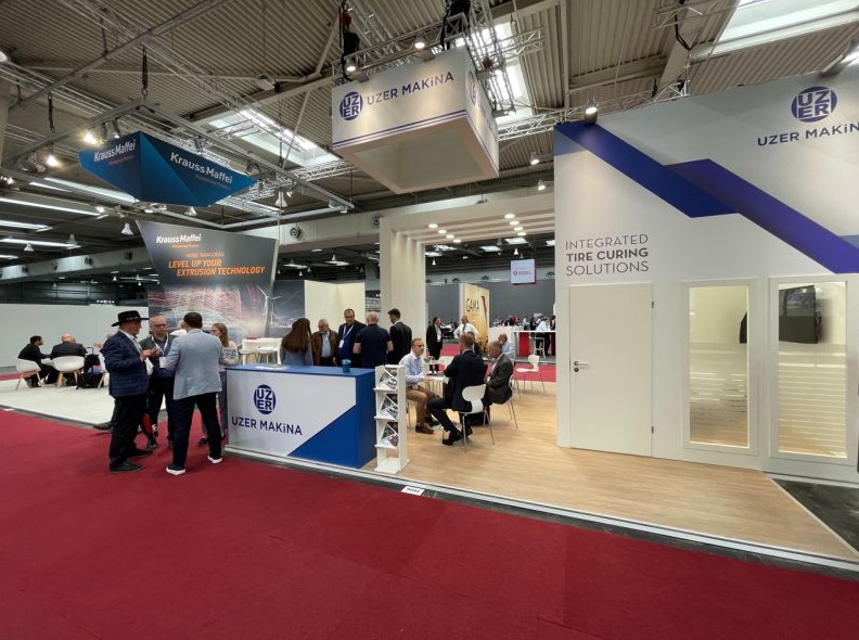 2027年德国汉诺威轮胎技术展览会Tire Technology Expo展馆现场,专业观众参观实况