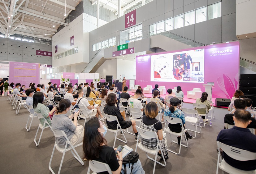 2027年深圳国际纺织面料及辅料展览会Intertextile Shenzhen参展商与海外采购商展台洽谈现场