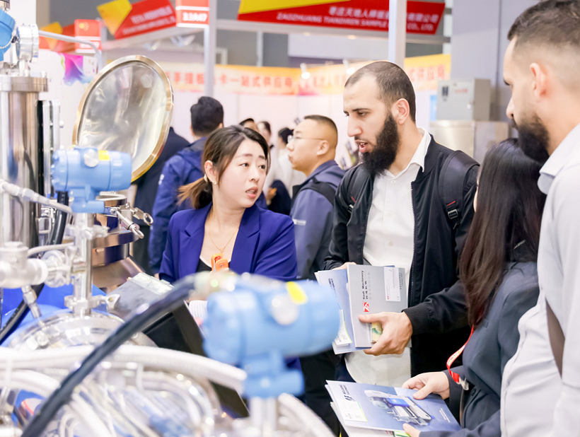 2026年中国(广州)国际涂料展CHINACOAT展馆内部展台环境实拍