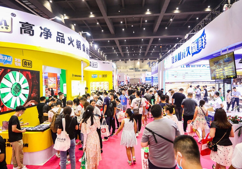 2026年成都火锅展-成都火锅食材用品展CHINA HOTPOT EXHIBITION参展商与海外采购商展台洽谈现场
