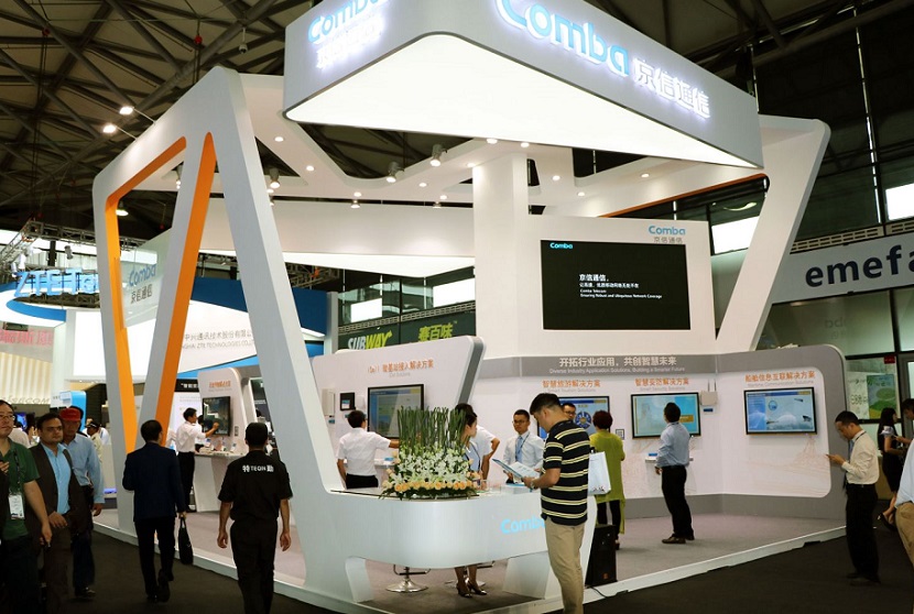 2026年巴西圣保罗通信通讯展览会FUTURECOM参展商与海外采购商展台洽谈现场
