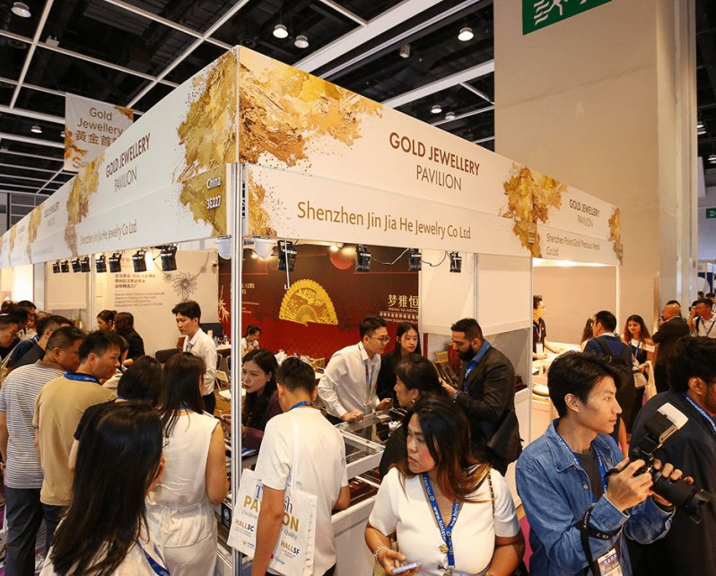 2027年马来西亚国际黄金珠宝贸易展MCJEMALAYSIA GOLD & JEWELLERY TRADE EXHIBITION展馆现场,专业观众参观实况