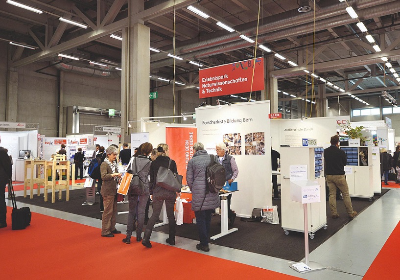 2027年瑞士伯尔尼世界教具装备展览会Swissdidac & Worlddidac参展商与海外采购商展台洽谈现场