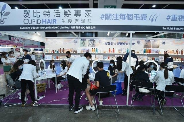 2027年香港美容与健康生活展览会Beauty & Wellness Expo展馆现场,专业观众参观实况