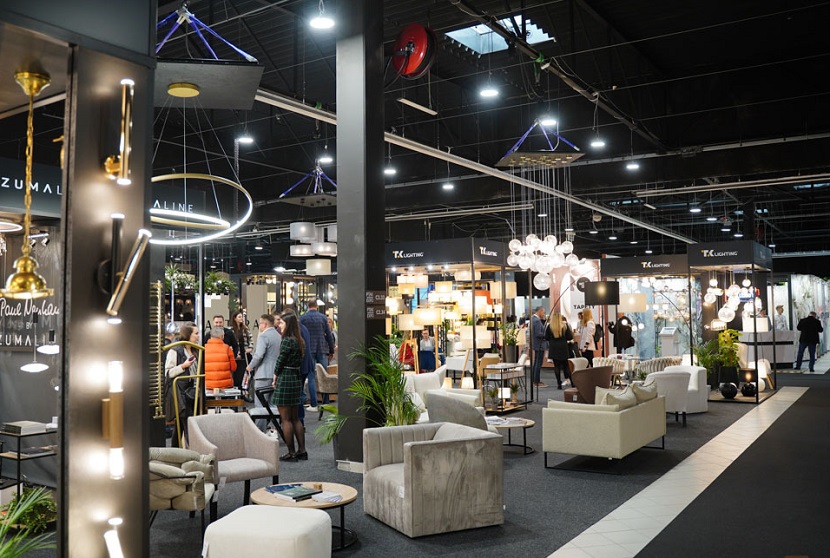 2027年波兰华沙照明展览会LIGHTInternational Fair of Lighting Equipment LIGHT展馆现场,专业观众参观实况