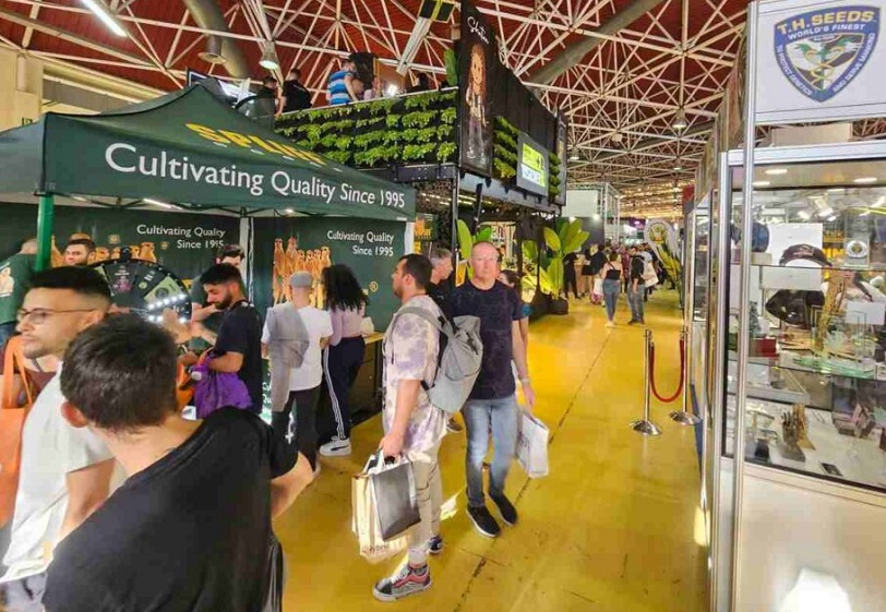 2027年西班牙大麻展览会SPANNABIS展馆内部展台环境实拍
