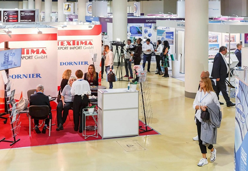 2027年俄罗斯莫斯科无纺布及非织造展览会 Techtextil Russia参展商与海外采购商展台洽谈现场