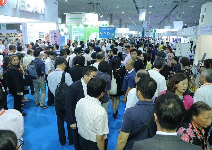 2027年台湾农业展览会Asia Agri-tech Expo&Forum参展商与海外采购商展台洽谈现场