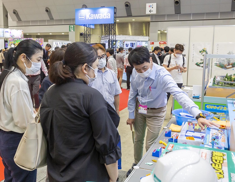 2026年日本东京玩具展览会TOKYO TOY SHOW展馆现场,专业观众参观实况