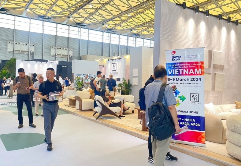 2027年越南胡志明家具展览会HawaHawa Expo参展商与海外采购商展台洽谈现场