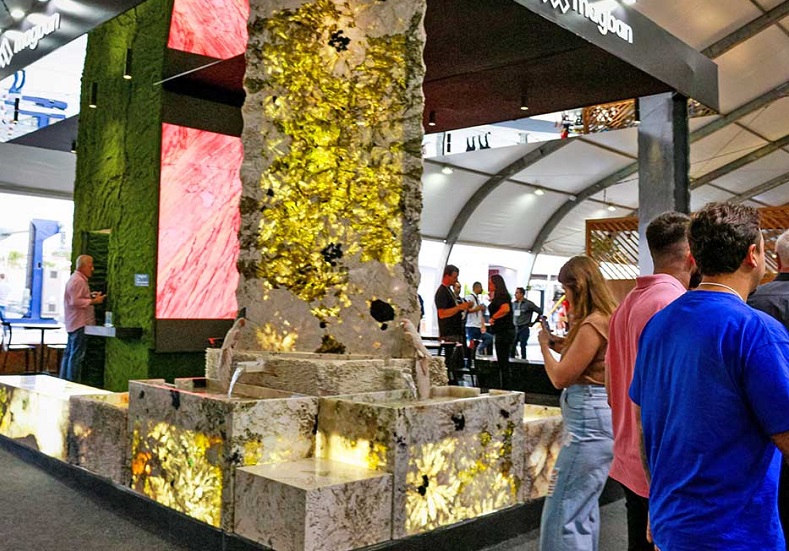 2026年巴西卡舒埃鲁石材展览会Cachoeiro Stone Fair展馆内部展台环境实拍