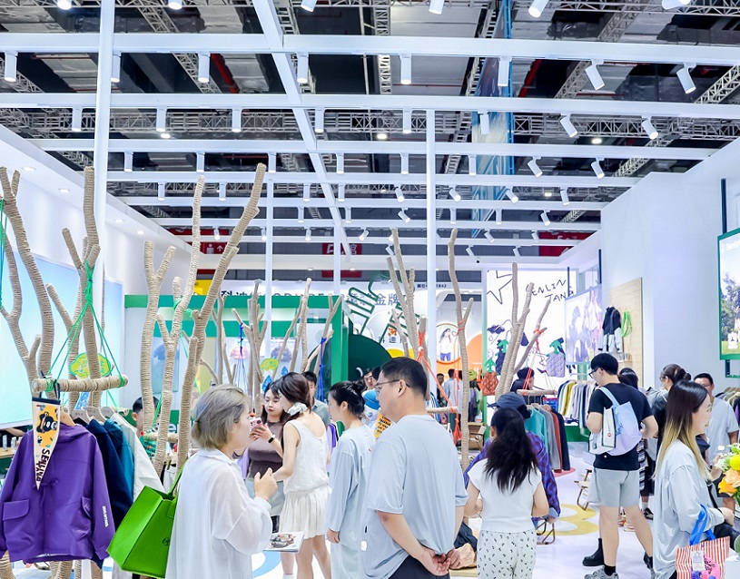 2027年上海CBME供应链&自有品牌展CBME行业机械设备展品展台实拍