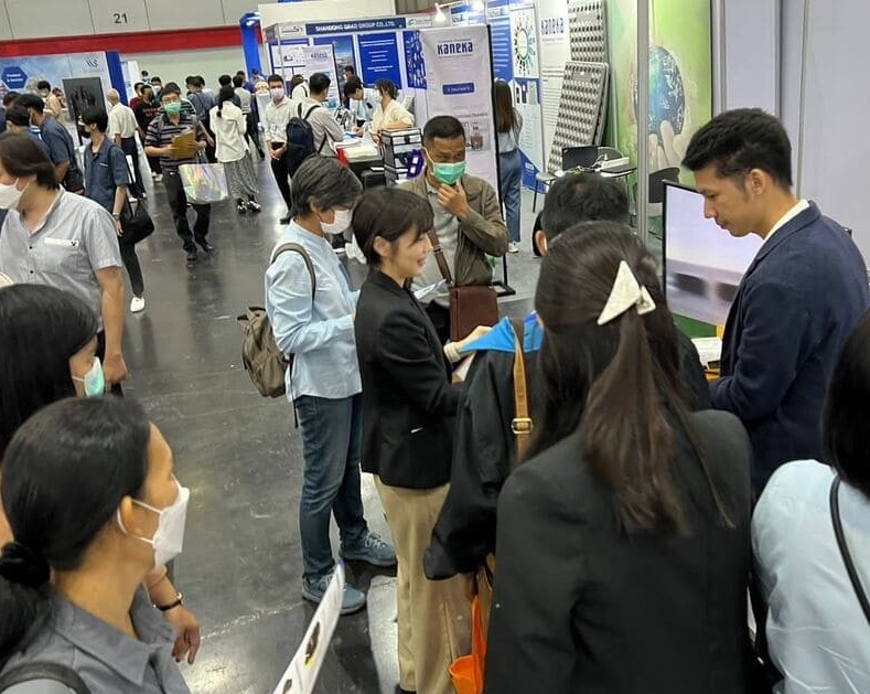 2027年泰国东盟制冷空调通风及冷链技术展览会RACC ASEAN展馆现场，专业观众参观实况