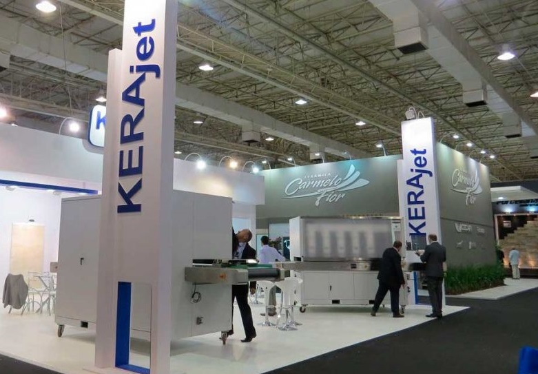 2027年巴西圣保罗塑料展览会PLASTICO BRASIL展馆现场,专业观众参观实况