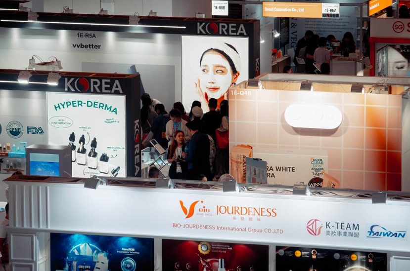 2026年卡思曼伯香港亚太美容展览会Cosmoprof Asia展馆现场,专业观众参观实况