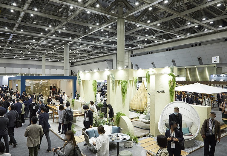2027年日本东京办公家具展ORGATEC TOKYO展馆现场，专业观众参观实况