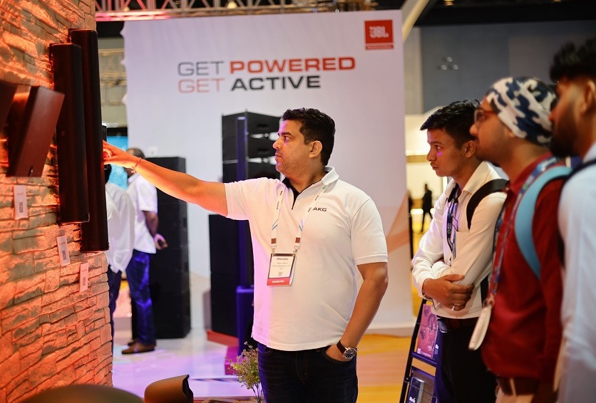 2027年印度孟买音视频集成及视听展览会InfoComm India展馆内部展台环境实拍