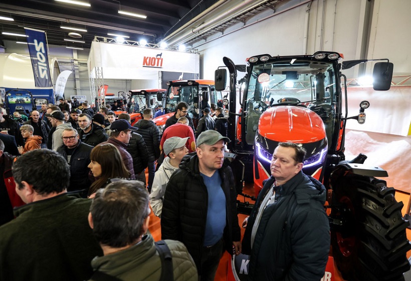 2027年波兰农业及农业机械展览会AGROTECH展馆内部展台环境实拍