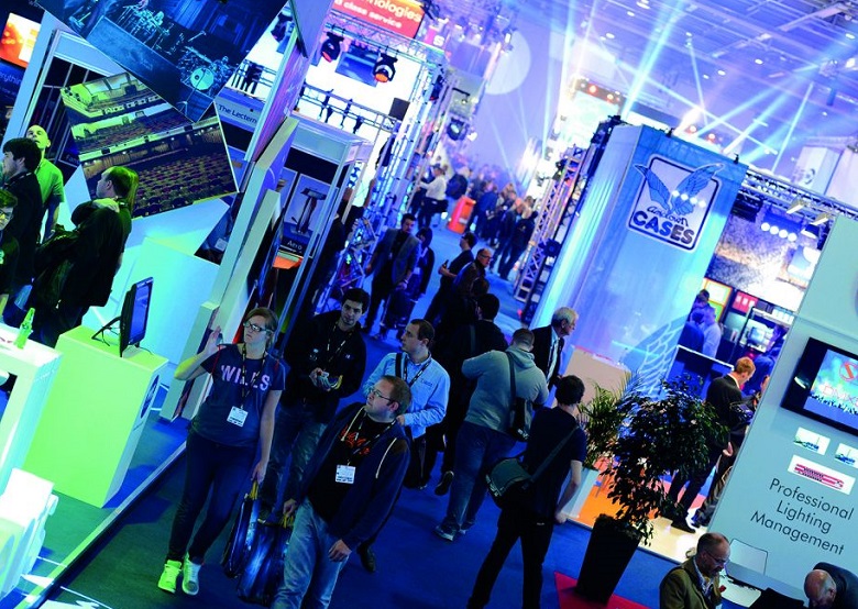 2027年英国伦敦舞台灯光及音响展览会PLASA SHOW LONDON展会现场产品演示与行业交流活动