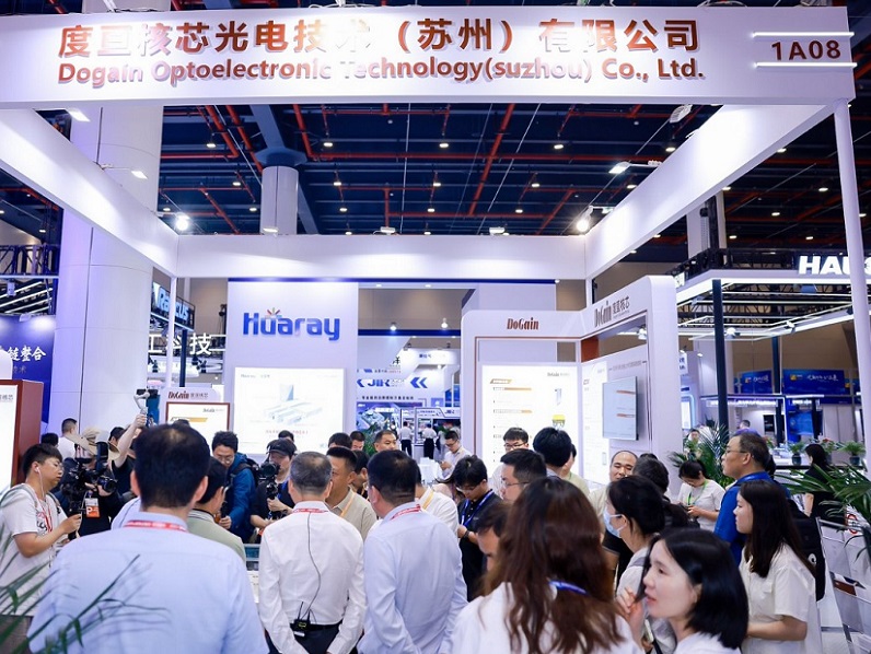 2027年中国光谷国际光电子博览会-武汉光博会OVC EXPO展馆内部展台环境实拍