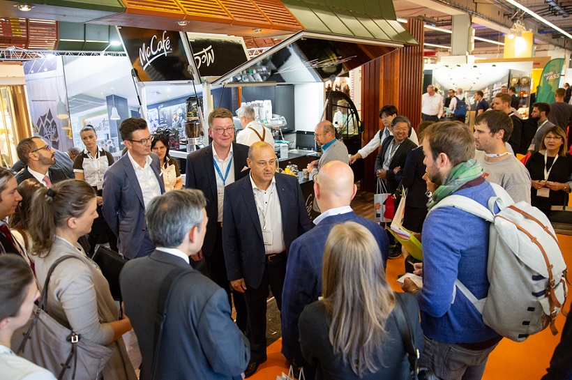 2026年德国法兰克福连锁加盟展览会FEXFranchise Expo Germany展馆现场，专业观众参观实况