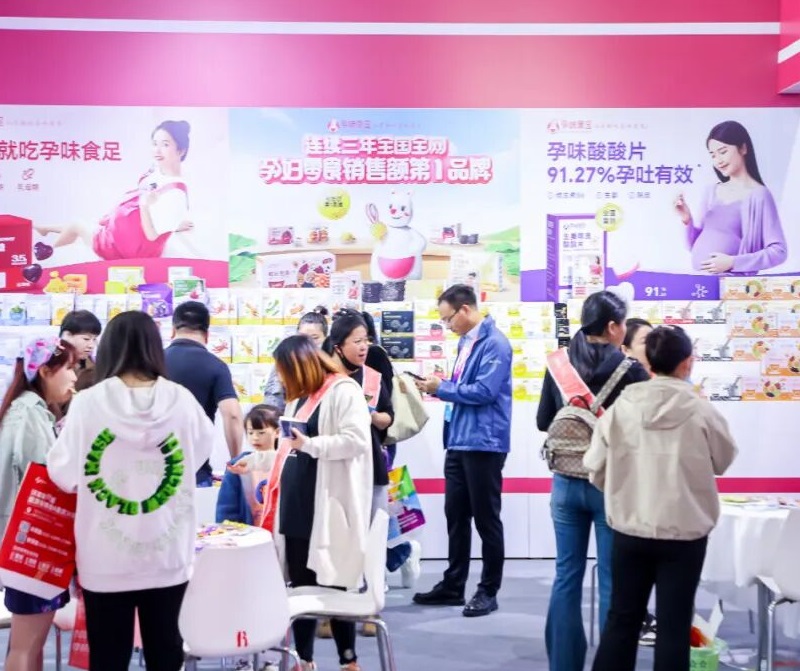 2026年郑州京正孕婴童产品展览会MICF展馆现场,专业观众参观实况