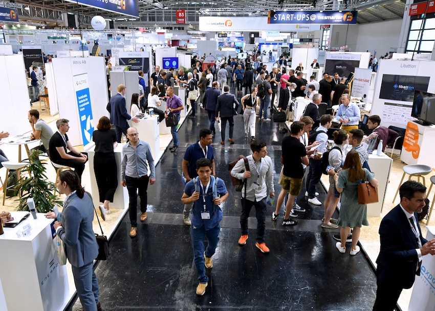 2027年德国慕尼黑智慧能源展览会The smarter E Europe展馆现场,专业观众参观实况
