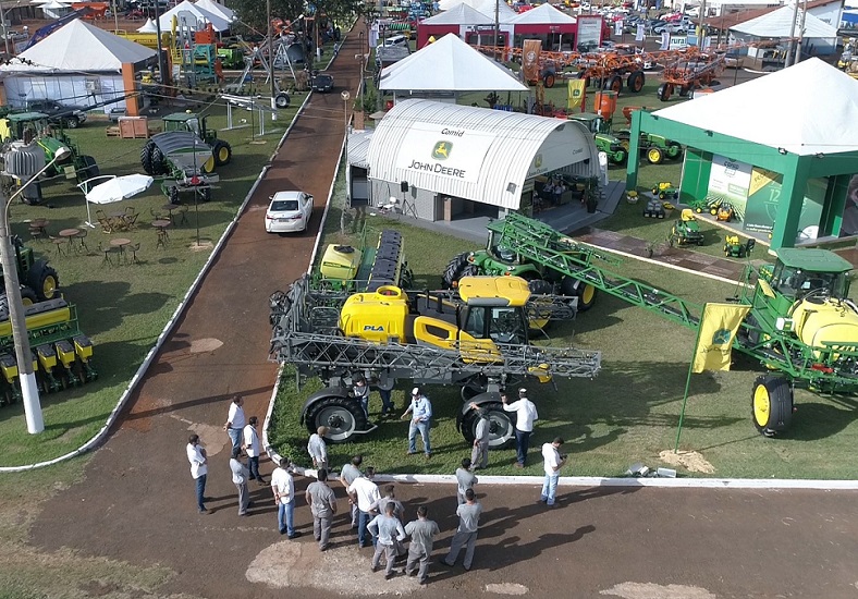 2027年阿根廷农业、畜牧业、农业机械展览会Expoagro展馆现场，专业观众参观实况