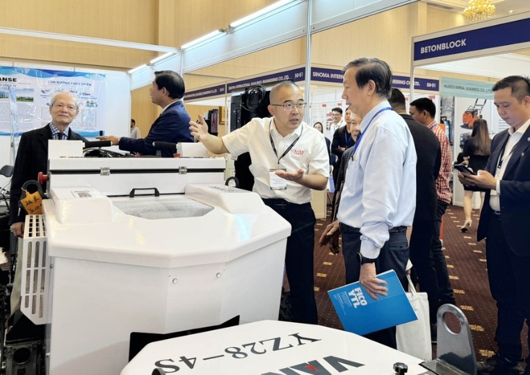 2027年越南胡志明水泥、混凝土设备展览会Cement Expo Vietnam展馆现场,专业观众参观实况