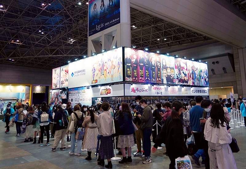 2027年日本大阪动漫展览会AnimeJapan参展商与海外采购商展台洽谈现场