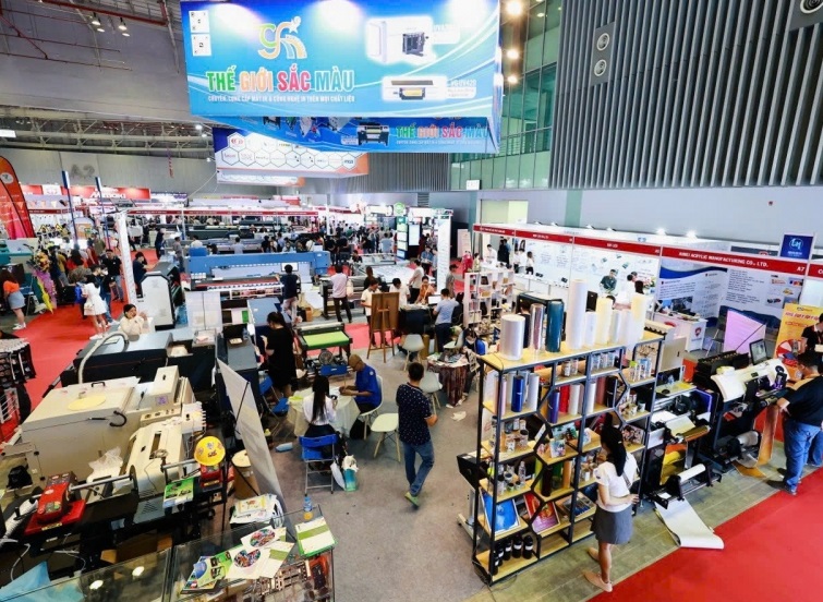 2027年越南河内广告标识及设备展览会VietAd展馆内部展台环境实拍