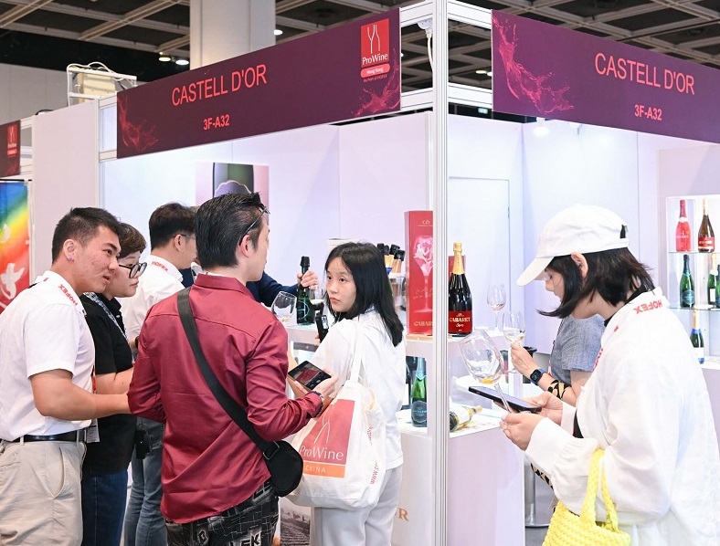2027年香港葡萄酒、红酒及烈酒展览会ProWine Hongkong展馆内部展台环境实拍