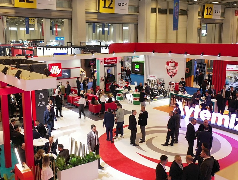 2027年土耳其伊斯坦布尔石油天然气展览会Petroleum Istanbul行业机械设备展品展台实拍