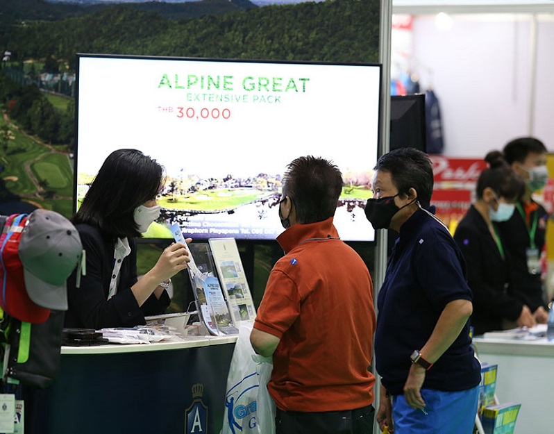 2027年泰国曼谷高尔夫用品展览会Thailand Golf Expo参展商与海外采购商展台洽谈现场