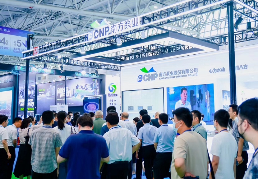 2027年内蒙古国际水处理及城镇水务展JINNOC WATER EXPO参展商与海外采购商展台洽谈现场