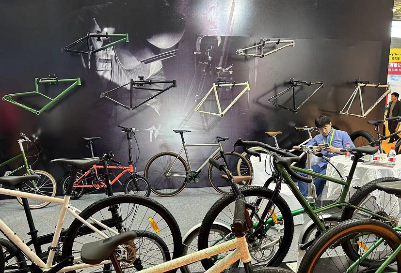 2027年上海国际户外骑行装备展览会CHINA CYCLE行业机械设备展品展台实拍