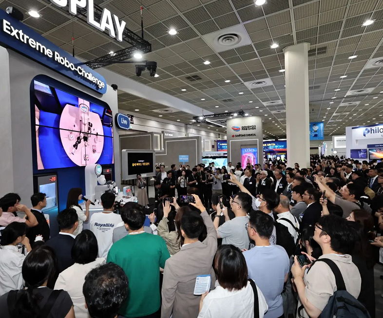 2027年韩国首尔显示产业展览会K-Display行业机械设备展品展台实拍