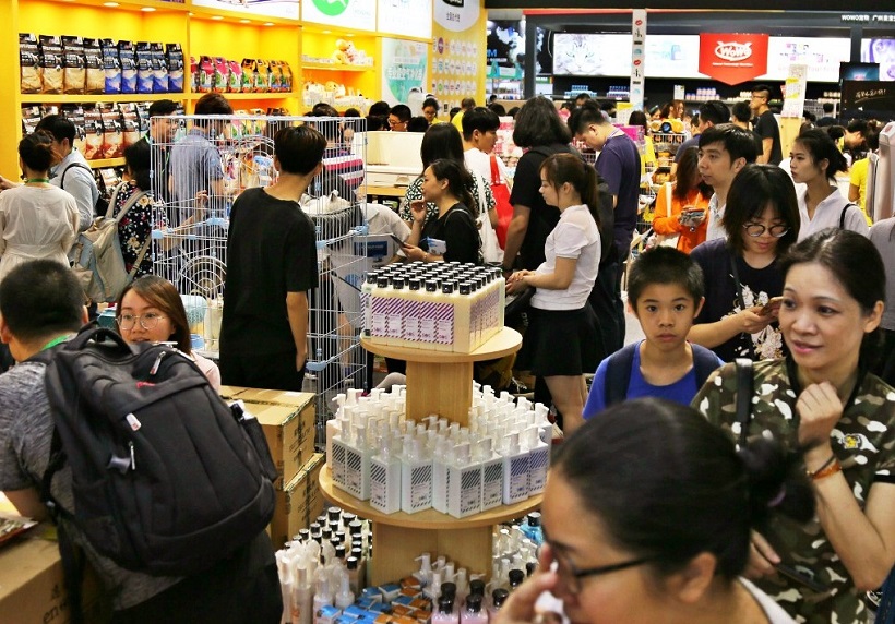 2027年越南宠物用品展览会PET FAIR VIETNAM展馆内部展台环境实拍