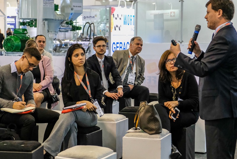 2027年巴西圣保罗塑料展览会PLASTICO BRASIL行业机械设备展品展台实拍