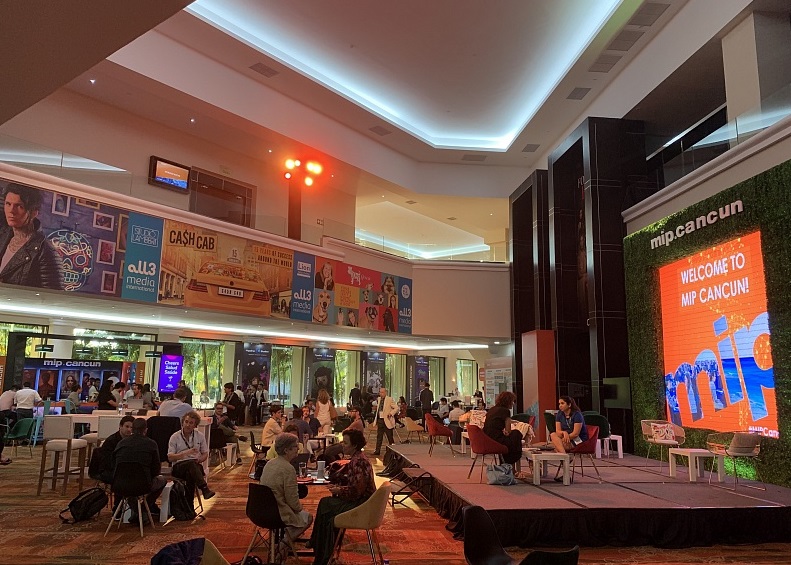 2026年墨西哥坎昆电视节展览会MIP cancun展馆内部展台环境实拍