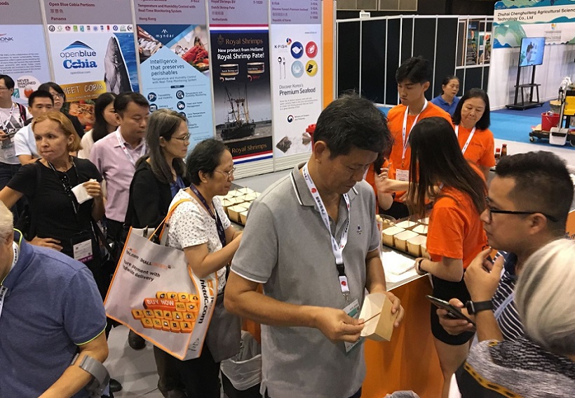 2027年新加坡海鲜渔业展-亚洲海鲜渔业展Seafood Expo Asia参展商与海外采购商展台洽谈现场