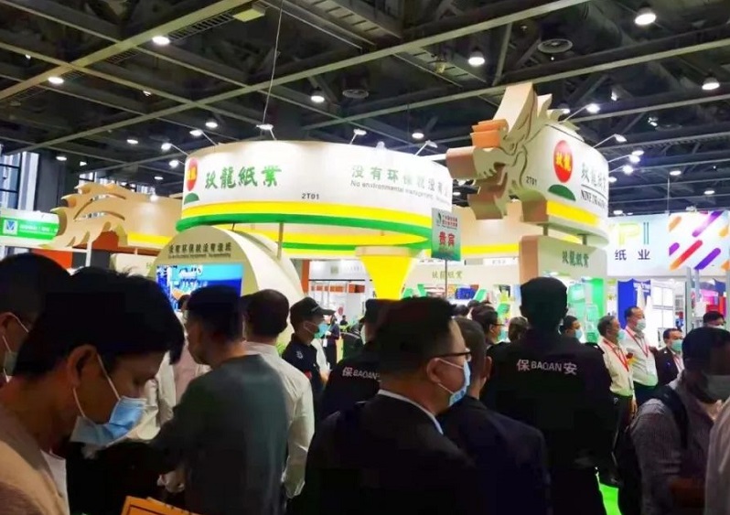 2027年广州国际纸业展览会Paper Expo China展馆现场，专业观众参观实况