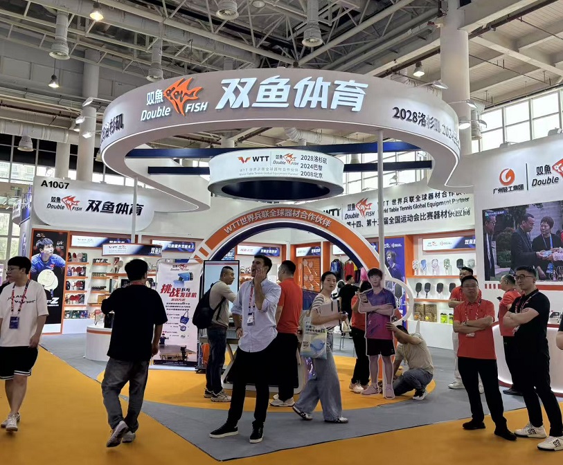 2027年中国成都国际体育用品博览会-中国体博会China Sport Show展馆现场，专业观众参观实况