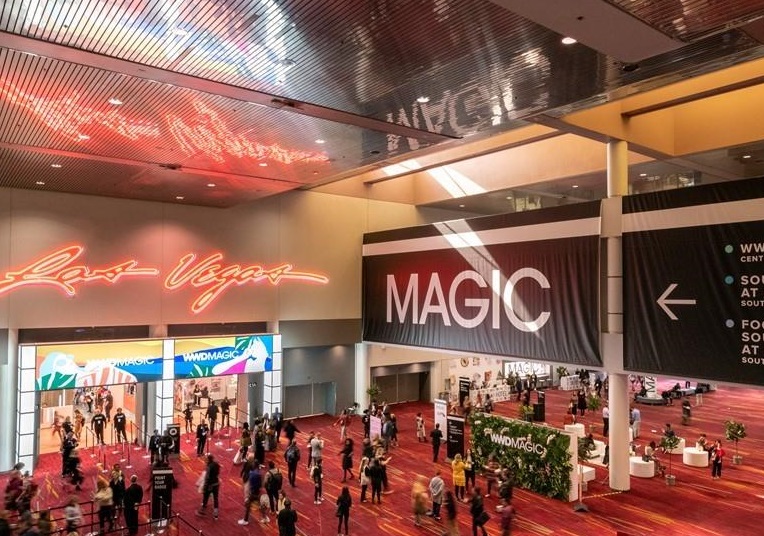 2026年美国拉斯维加斯秋季鞋展览会Sourcing at Magic展馆现场,专业观众参观实况