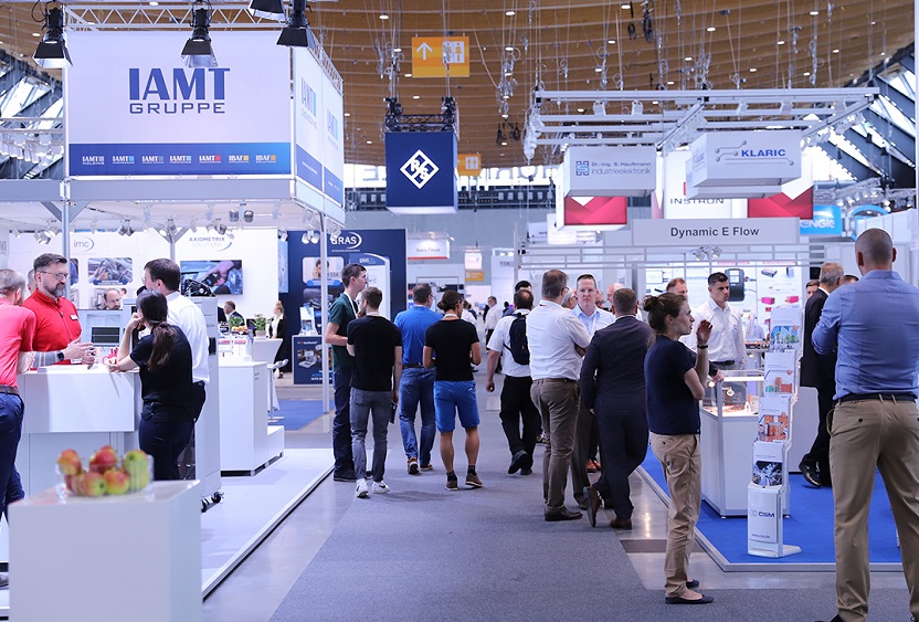 2027年德国欧洲汽车测试及质量监控展览会Automotive Testing Expo Europe参展商与海外采购商展台洽谈现场