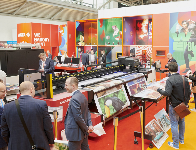 2026年波兰华沙印刷技术展览会Warsaw Print Tech Expo展馆现场，专业观众参观实况