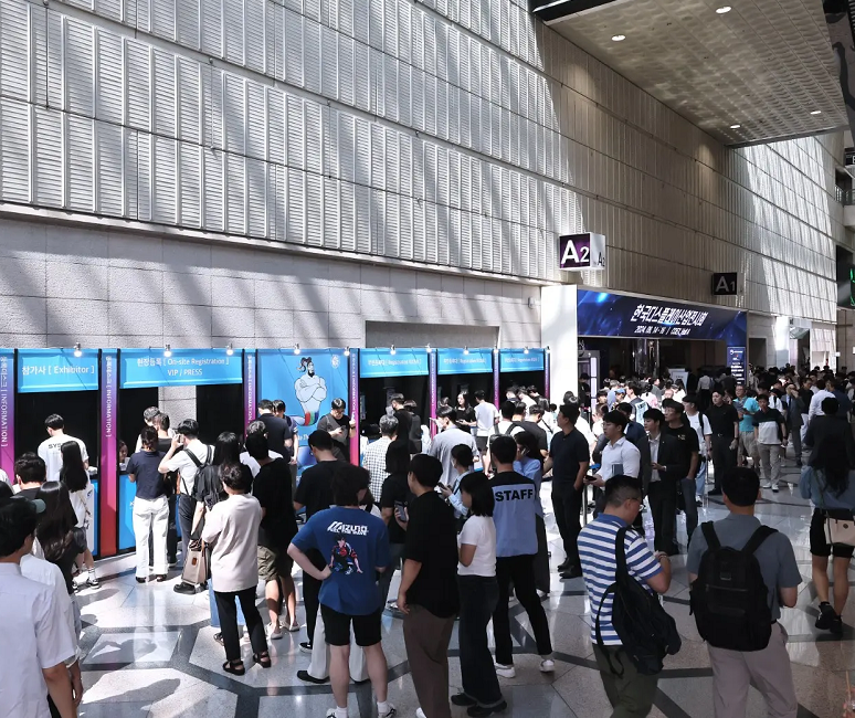 2027年韩国首尔显示产业展览会K-Display行业机械设备展品展台实拍