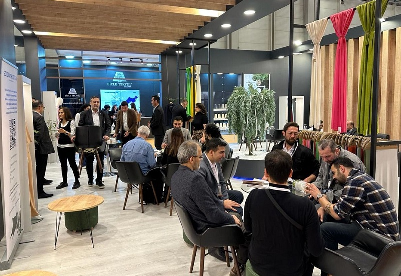 2027年土耳其伊斯坦布尔纱线展览会Istanbul Yarn Fair展馆内部展台环境实拍