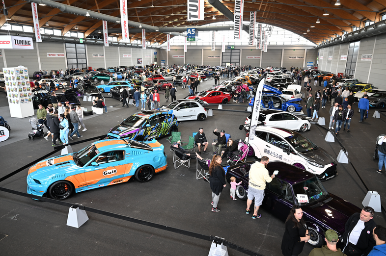 2027年德国腓特烈港改装车展览会Tuning World Bodensee展会现场产品演示与行业交流活动